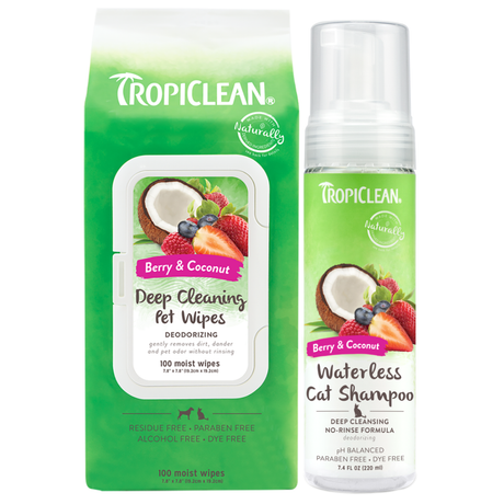 TropiClean Berry & Coconut Waterless Cat Shampoo and Wipes in a Bundle