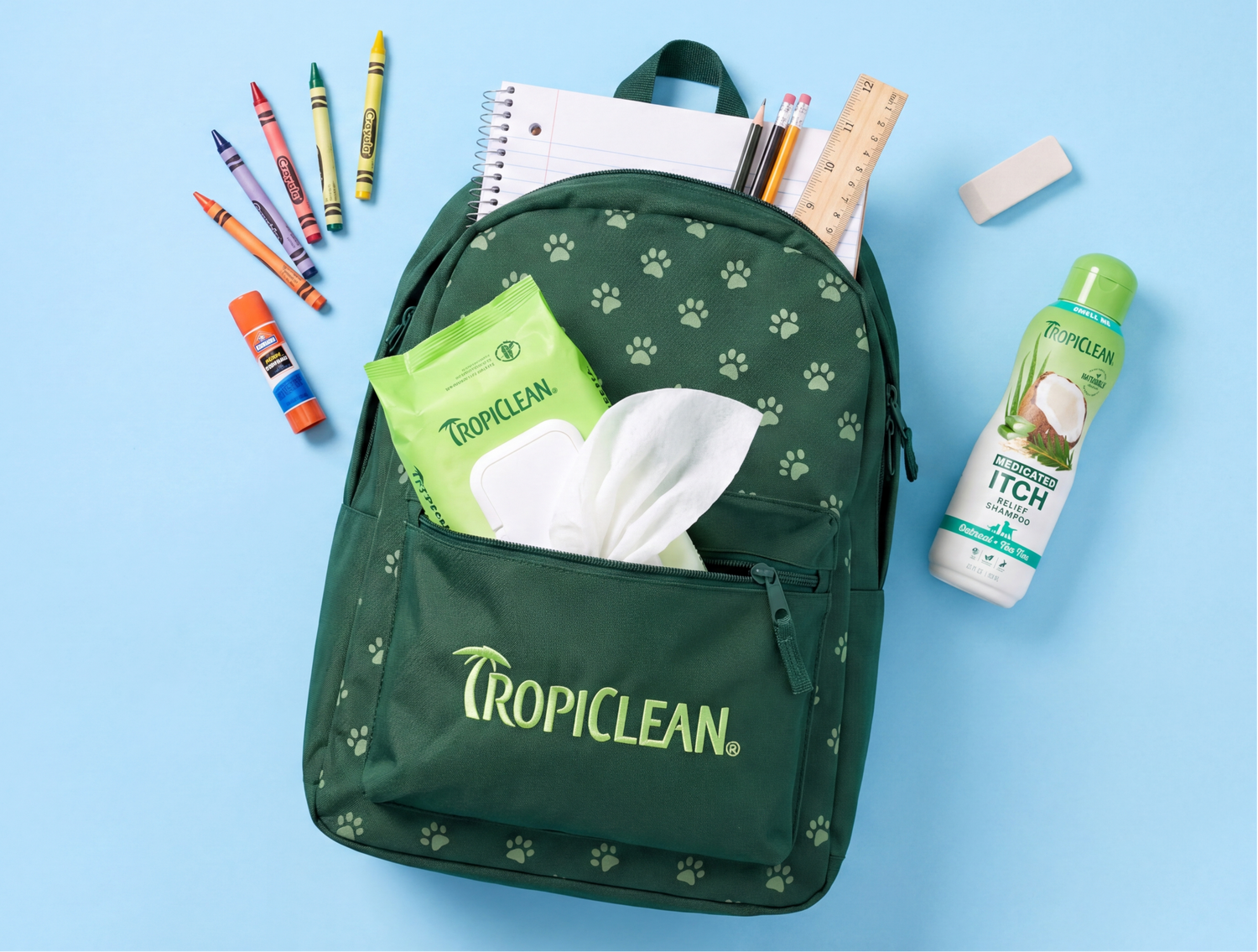 TropiClean Backpack with Tea Tree Shampoo and Hypo Wipes